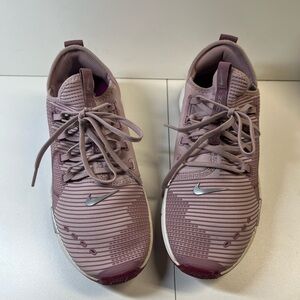 Nike air Zoom elevate training Shoes pink